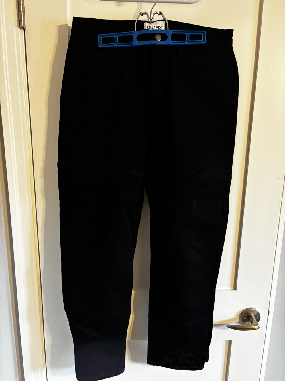 Black Women's Cargo Jeans — Sleek Utility Fit
